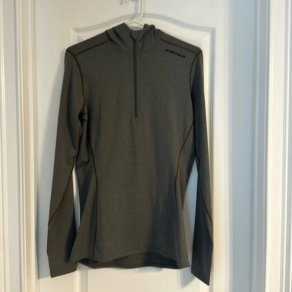 🆕 Hot Chilly’s Quarter Zip with Hood Large NWT - Picture 1 of 5